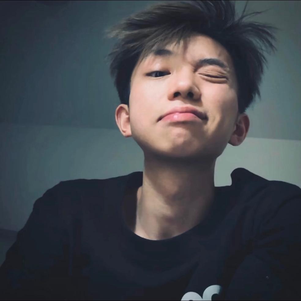 亓