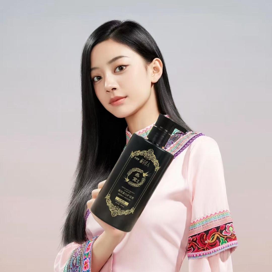 龙釜-Lily