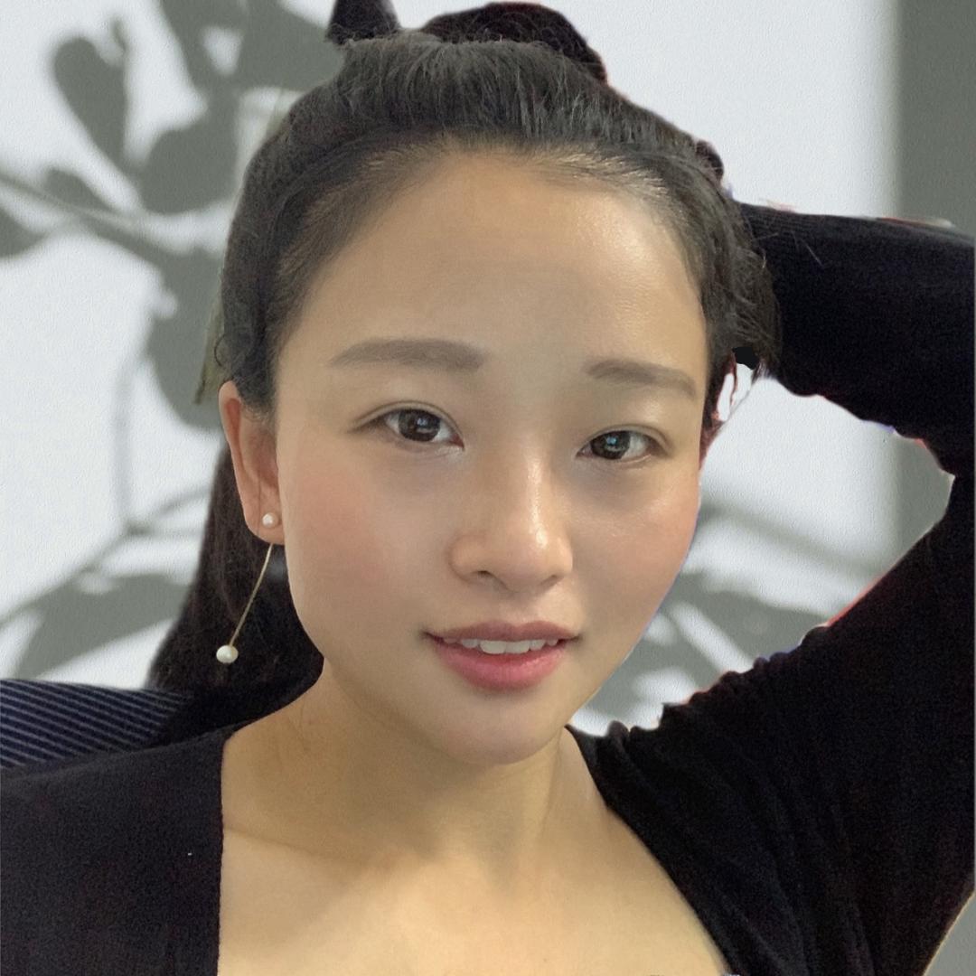 《石·屿》女雕刻师