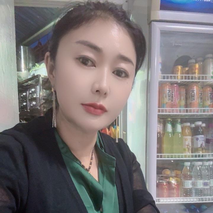 河湾带皮大锅牛肉，保山商贸园