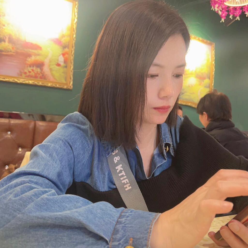 石狮市芽真服装店