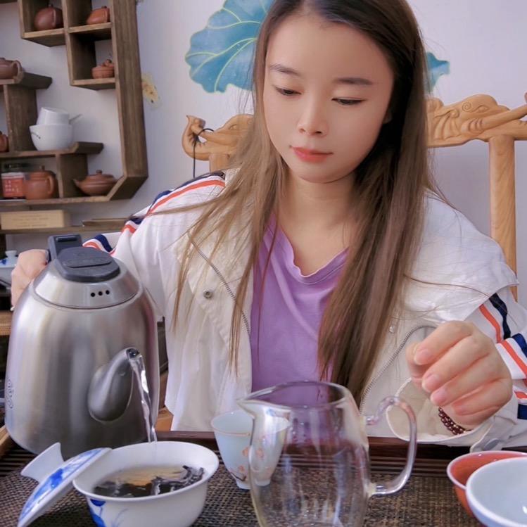 秀秀在老挝