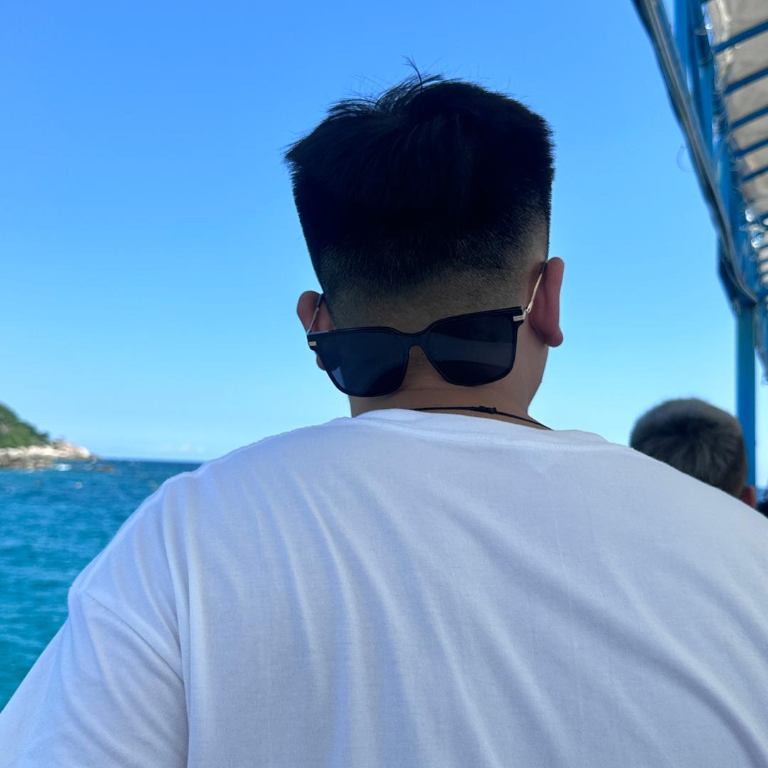 ✈️