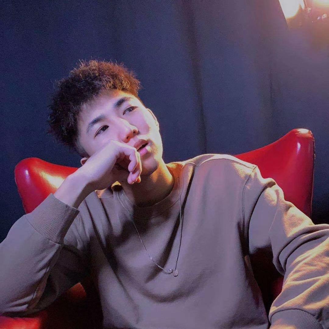 额敏县（伊人烫染)杨晓军