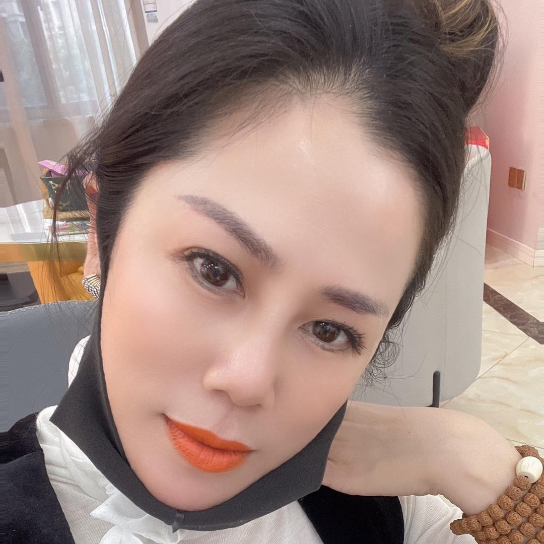 瑞安市三女精品服饰店