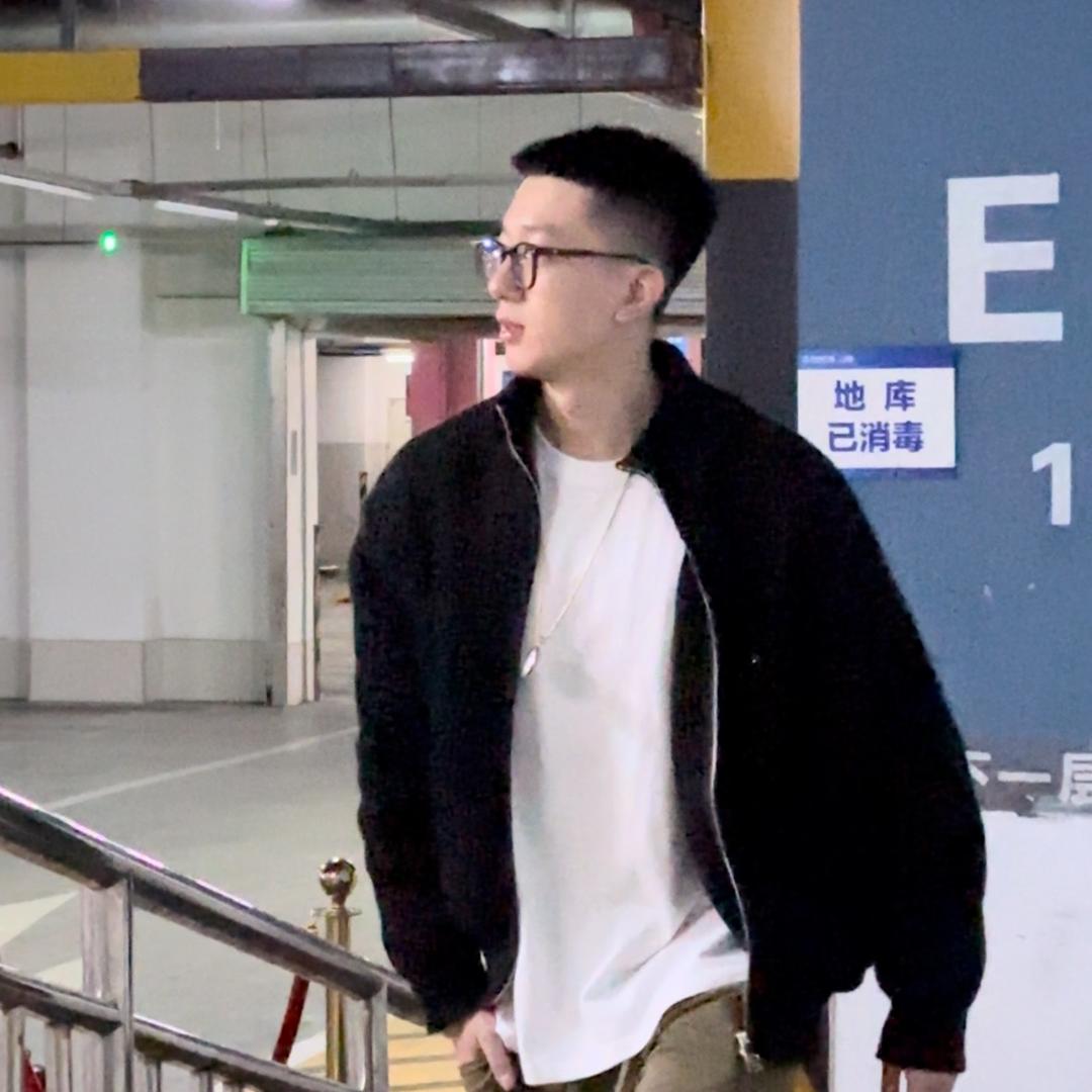 王梓·巷里串烧辽阳首家脆皮大肠