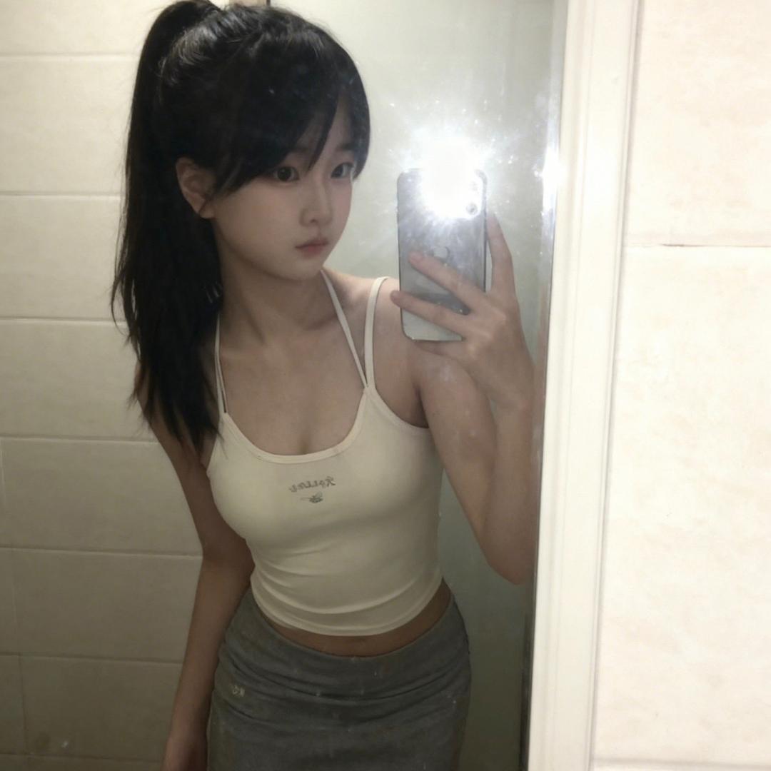 @喜欢吃生蚝🌈les姛