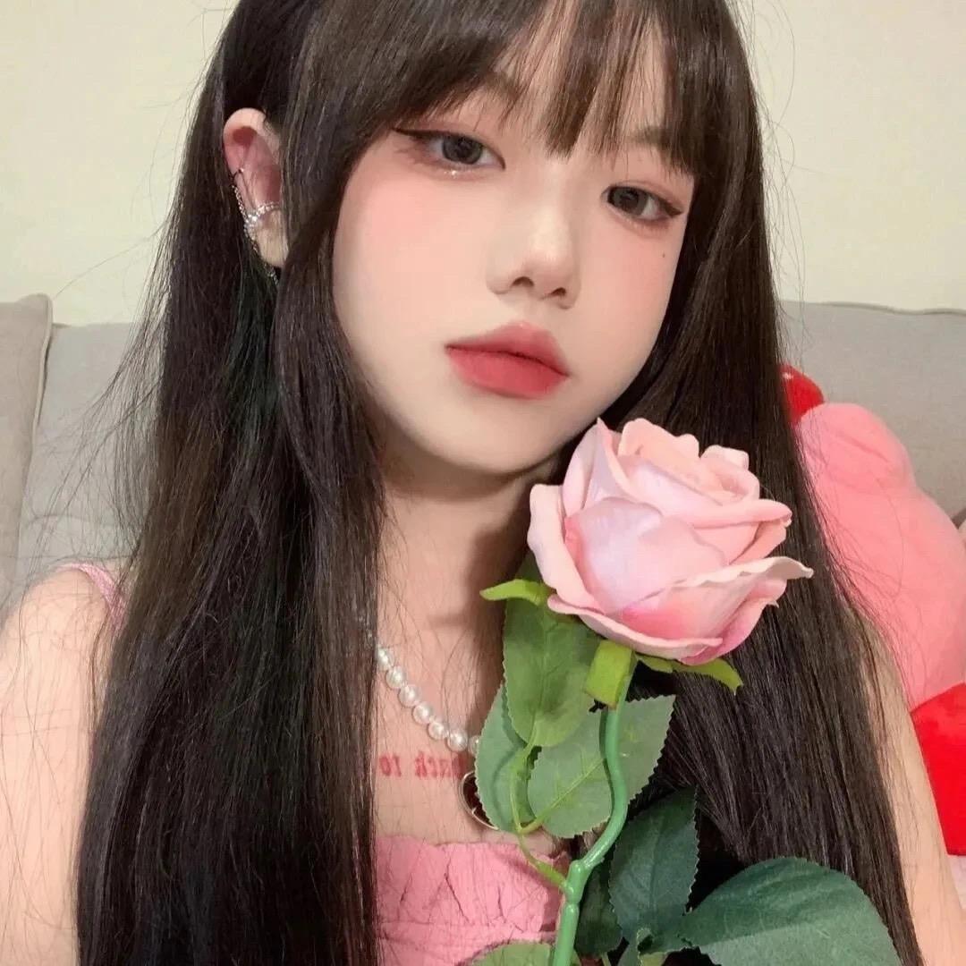 吃撑的蜜瓜球🍈