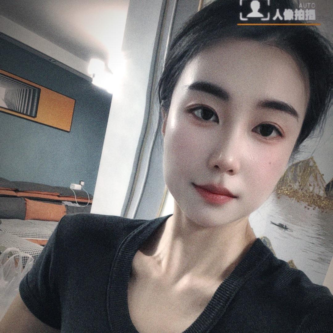 顾佳翊和妈妈
