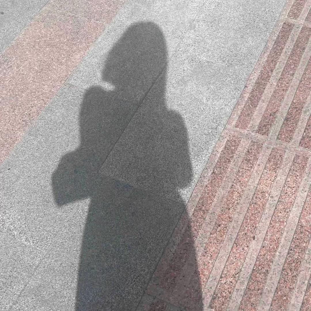 小M