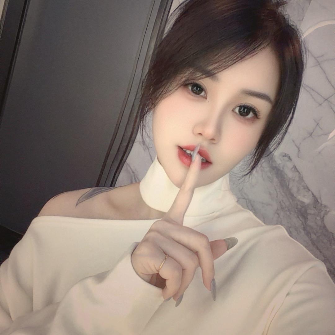 小迷妹。