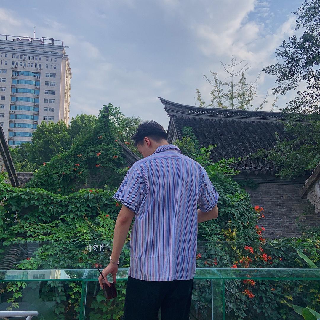 一拿夫