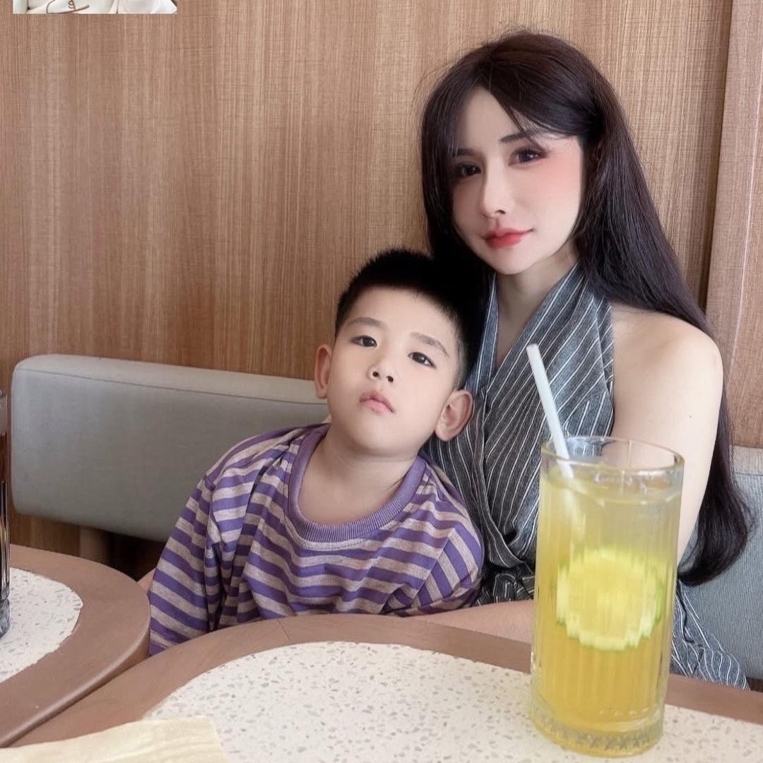 ສາວລາສະໃພ້天津เทียนจิน