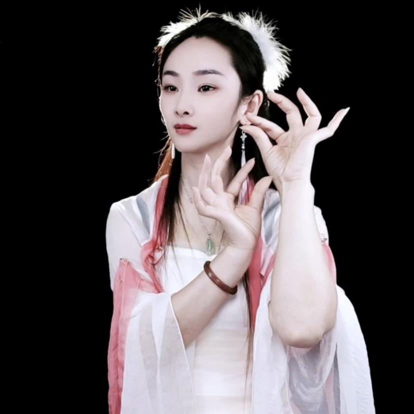 子桐🌻（首播下午13:00）