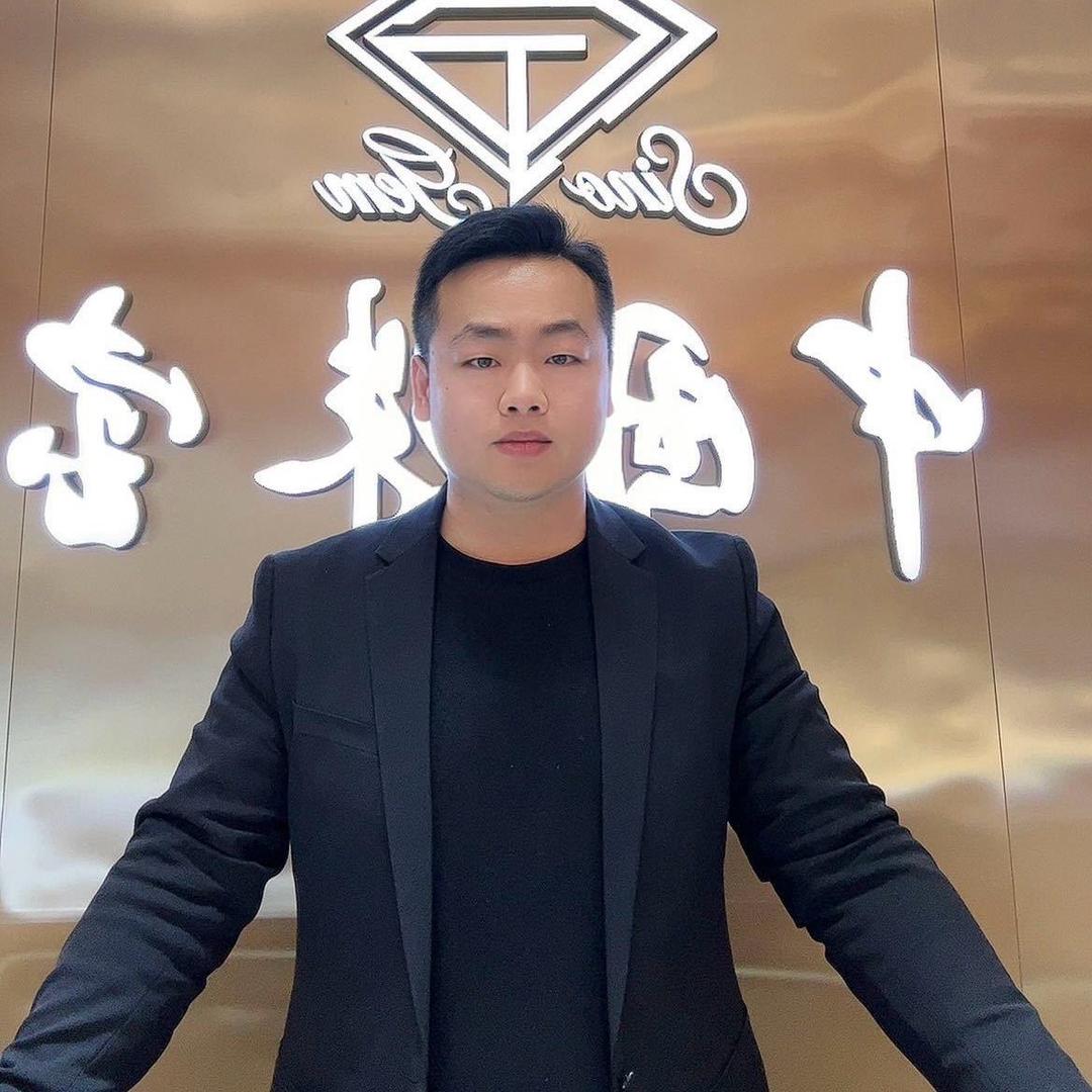 珠宝亚飞