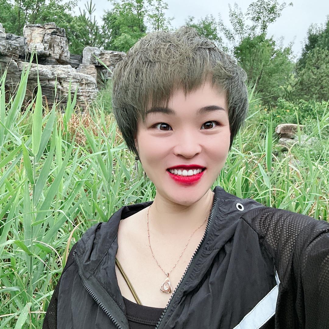 我是颖儿老师(同款在橱窗)