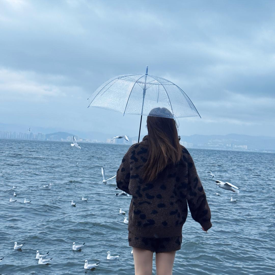 小钟同学👩‍🎓