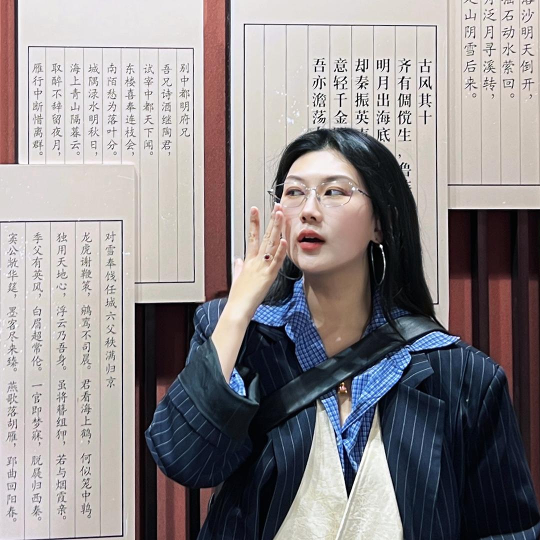 火锅汁子拌饭味榴莲肉罐头