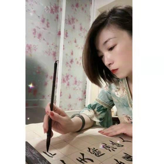 糖宝（朱颖卓）生活号