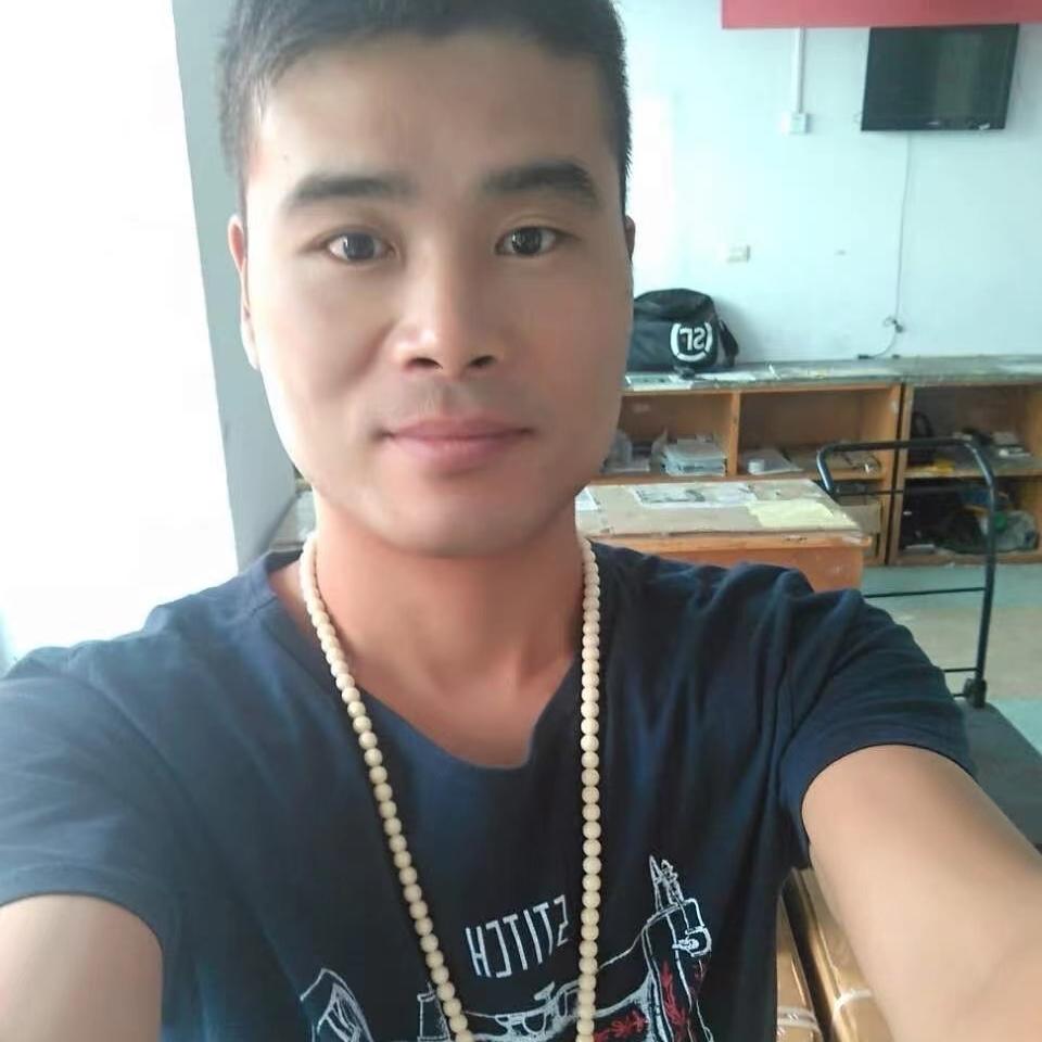 卫辉市志强二手车