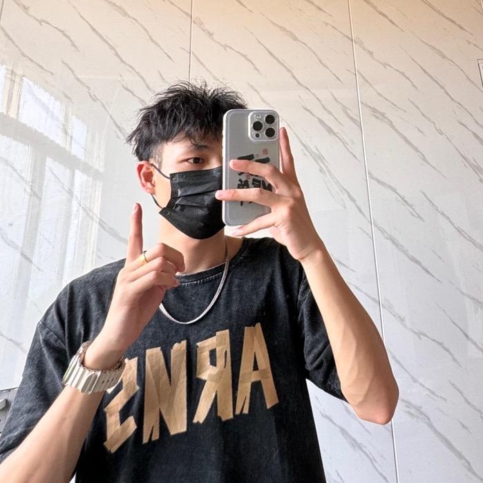阿杰穿搭测评