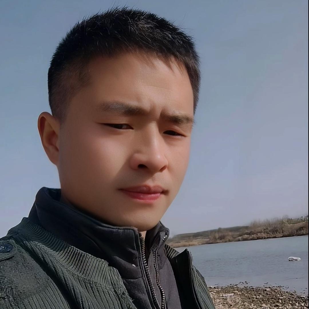 金月亮