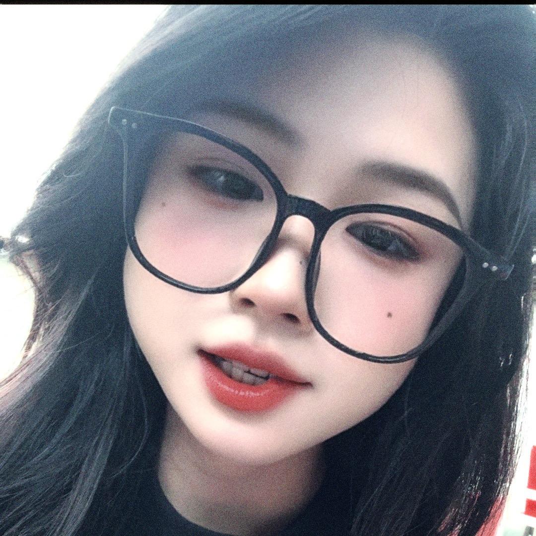 C.      y