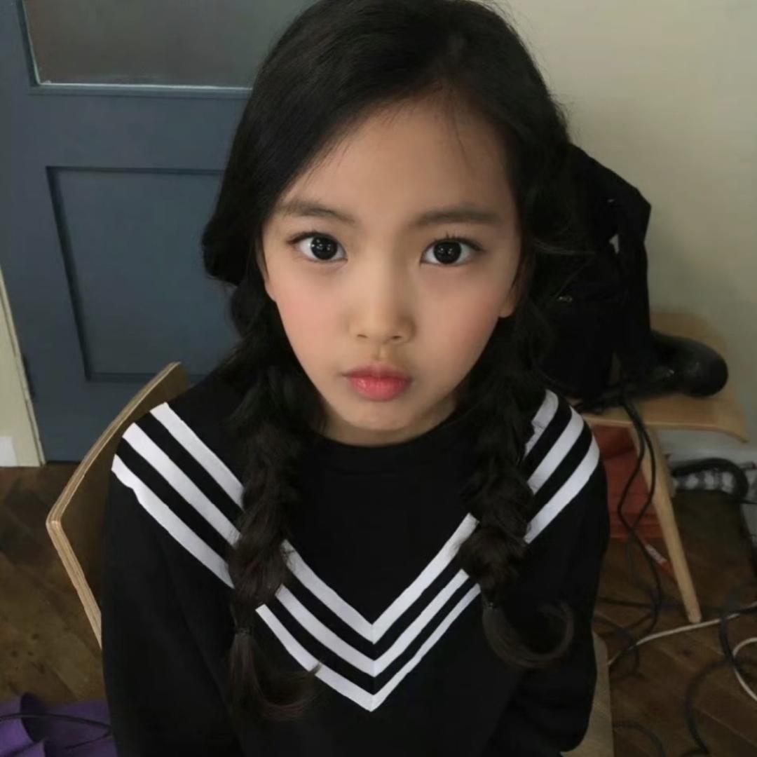 𝘋𝘰𝘶𝘳𝘮𝘢𝘯𝘨æ