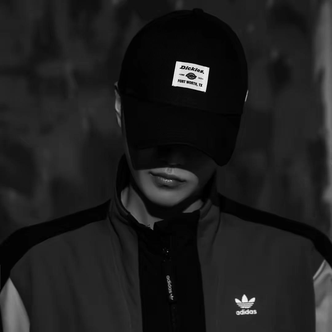 陶秋（每个微笑都不留遗憾）