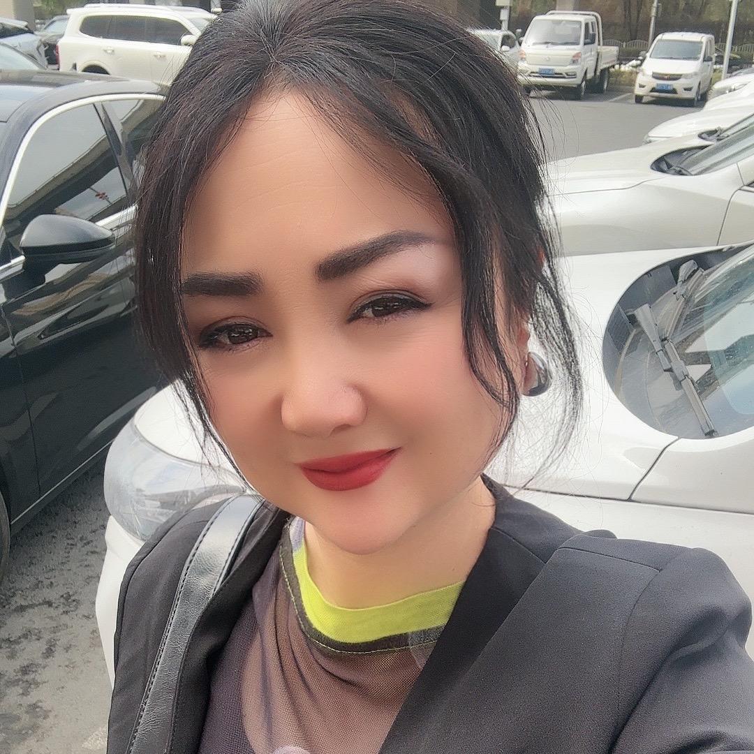 Gulnur 女装