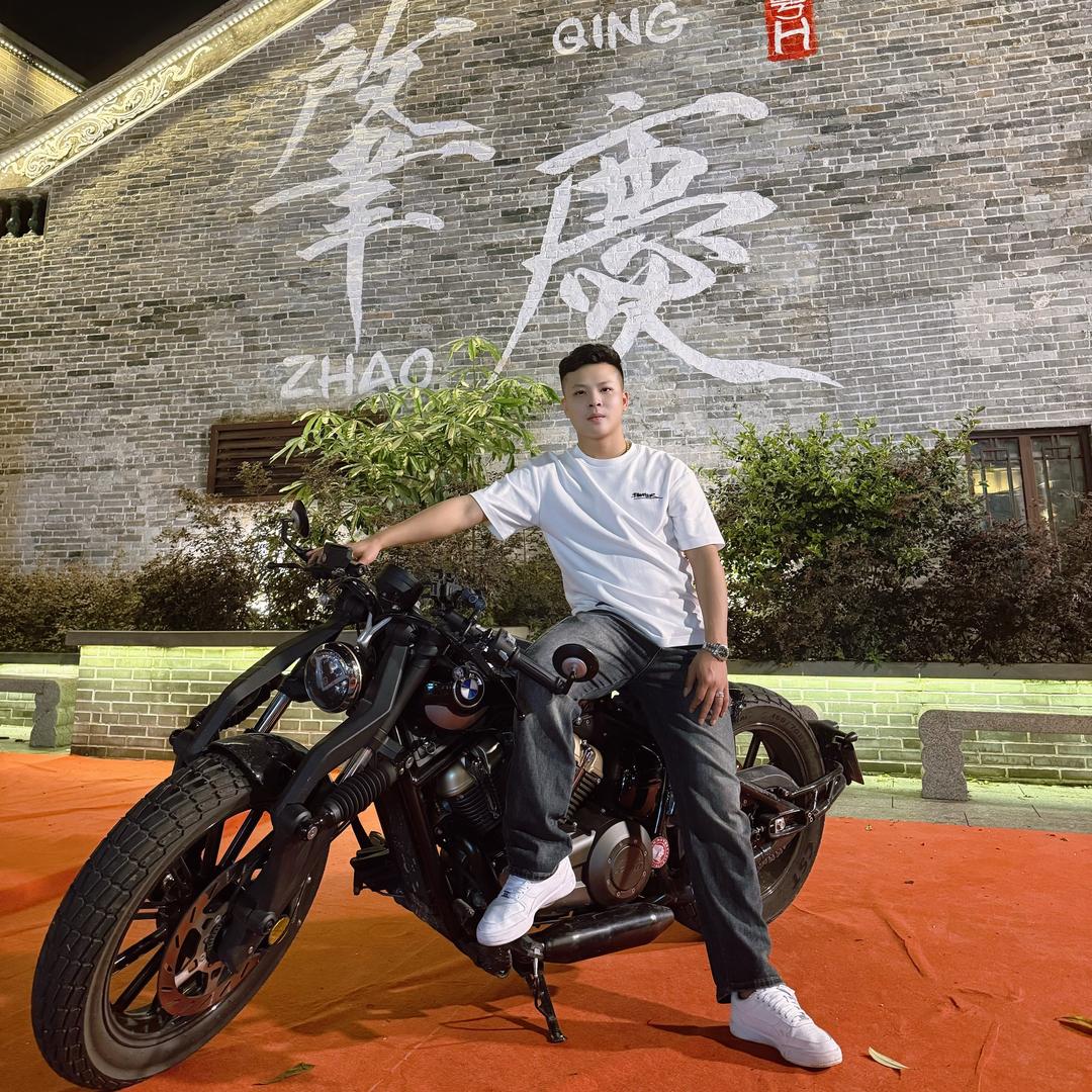 肇庆收金仔-陈伟霆名奢汇