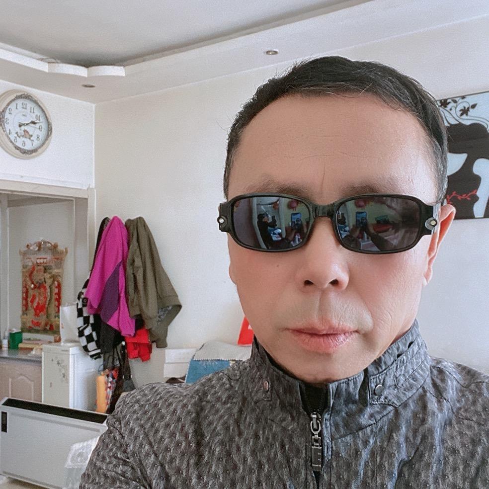 老候观世界
