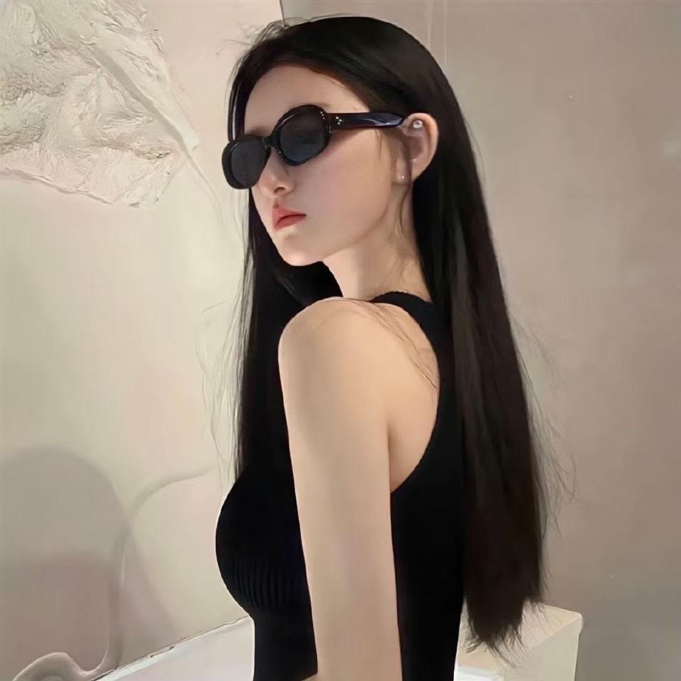 HY”