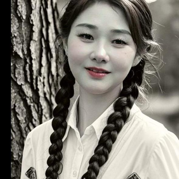 《微胖的女人》