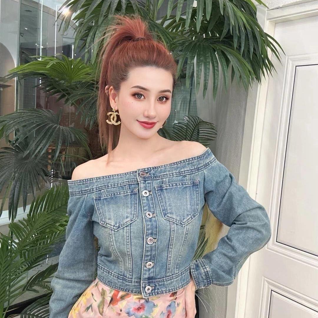 迪拉服装店