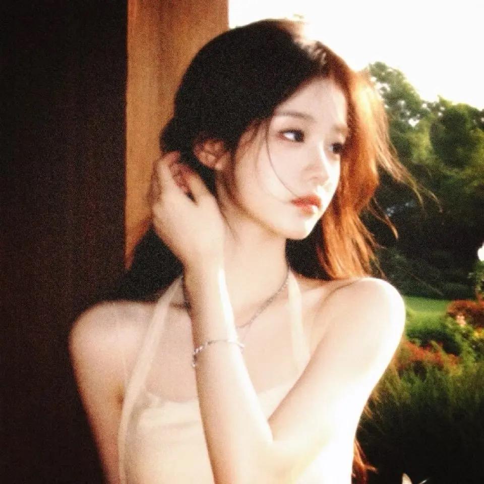 芊芊.