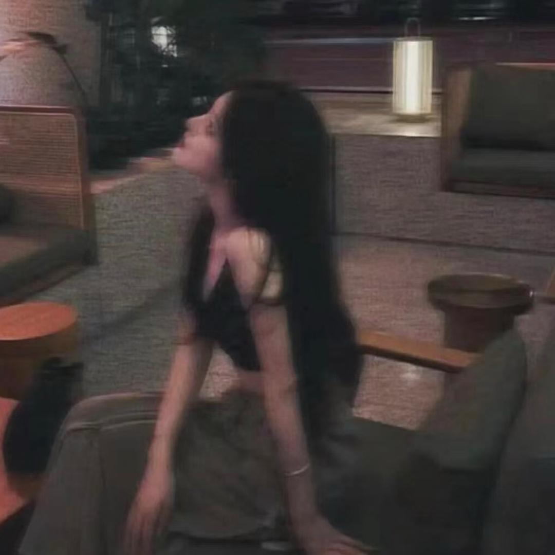 小鹿有心事𐂂 ᐝ