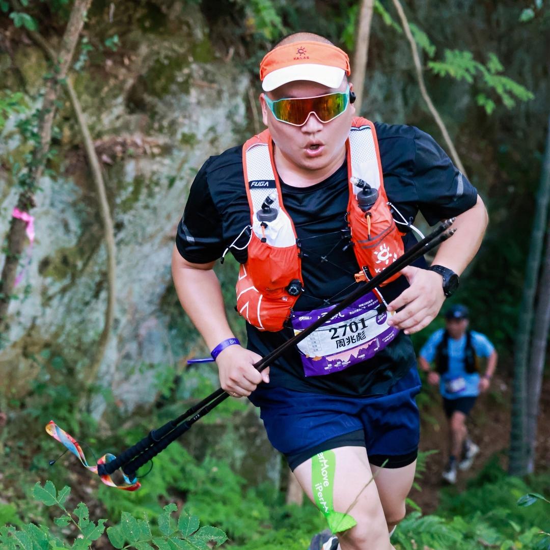 来登leichten-彪哥