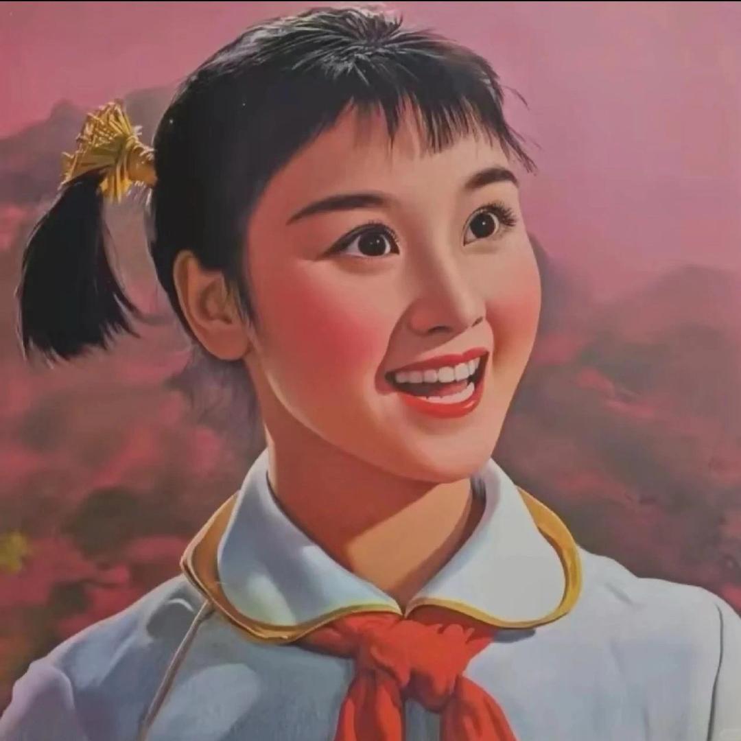 腼腆小美