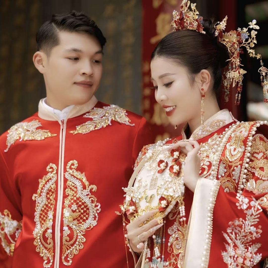 越美辉辉（中越夫妻）
