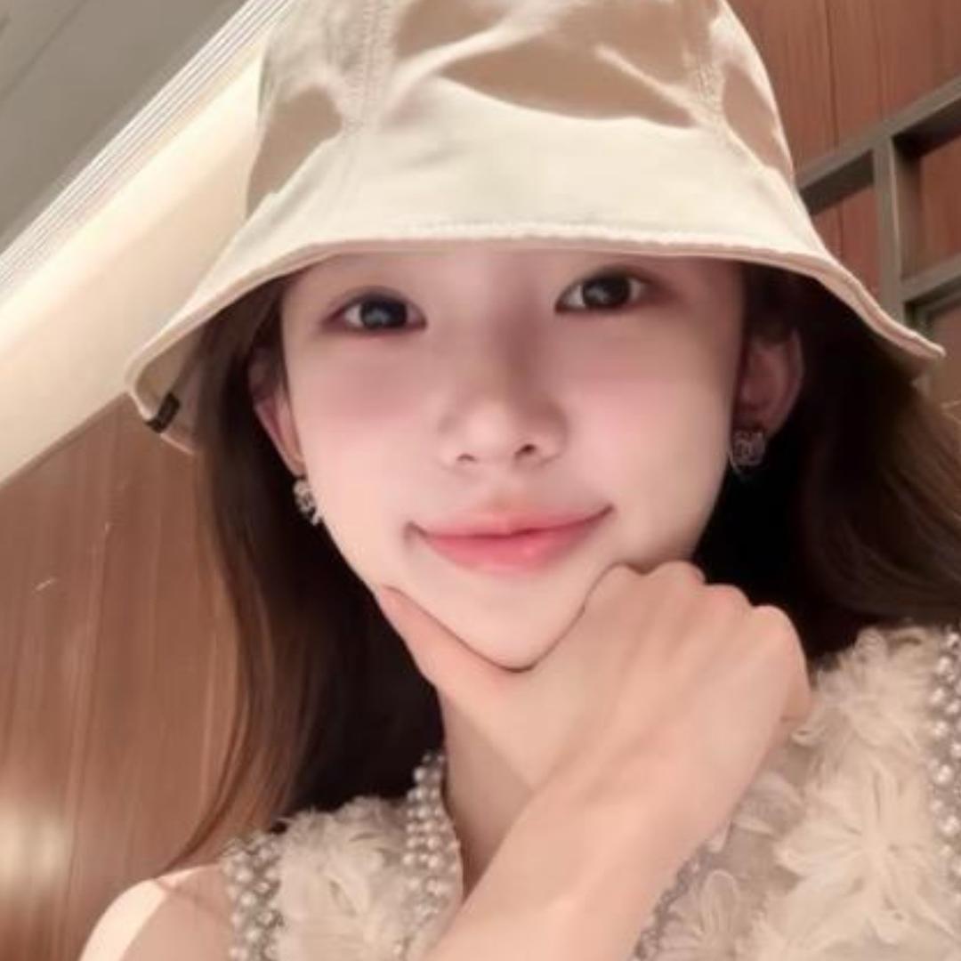 纯纯