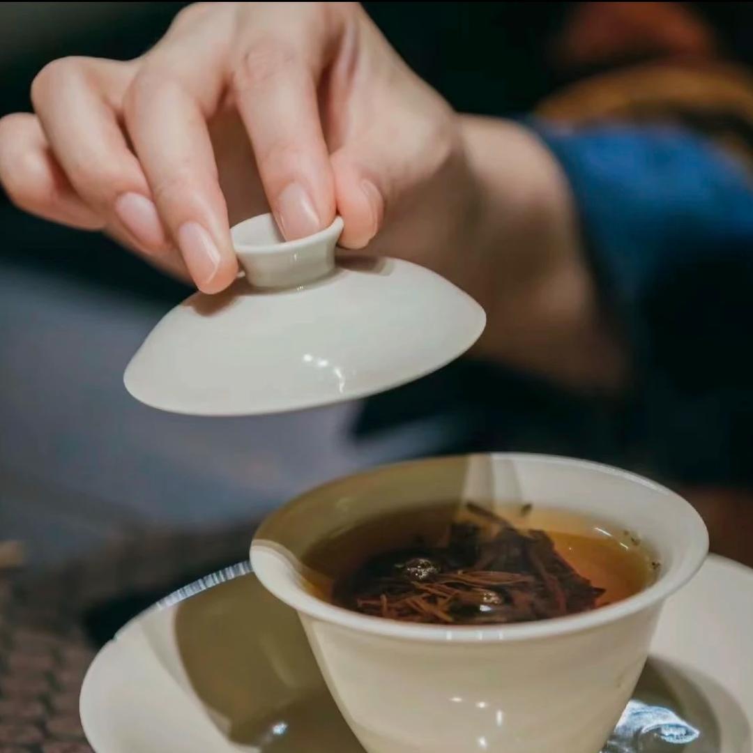 岩茗欢茶仓