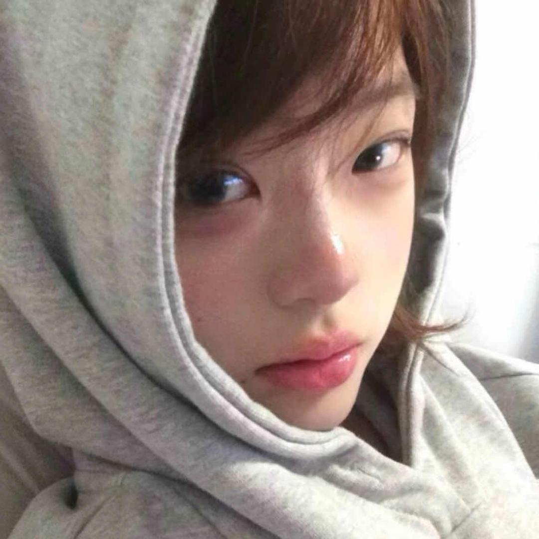 趣里的.