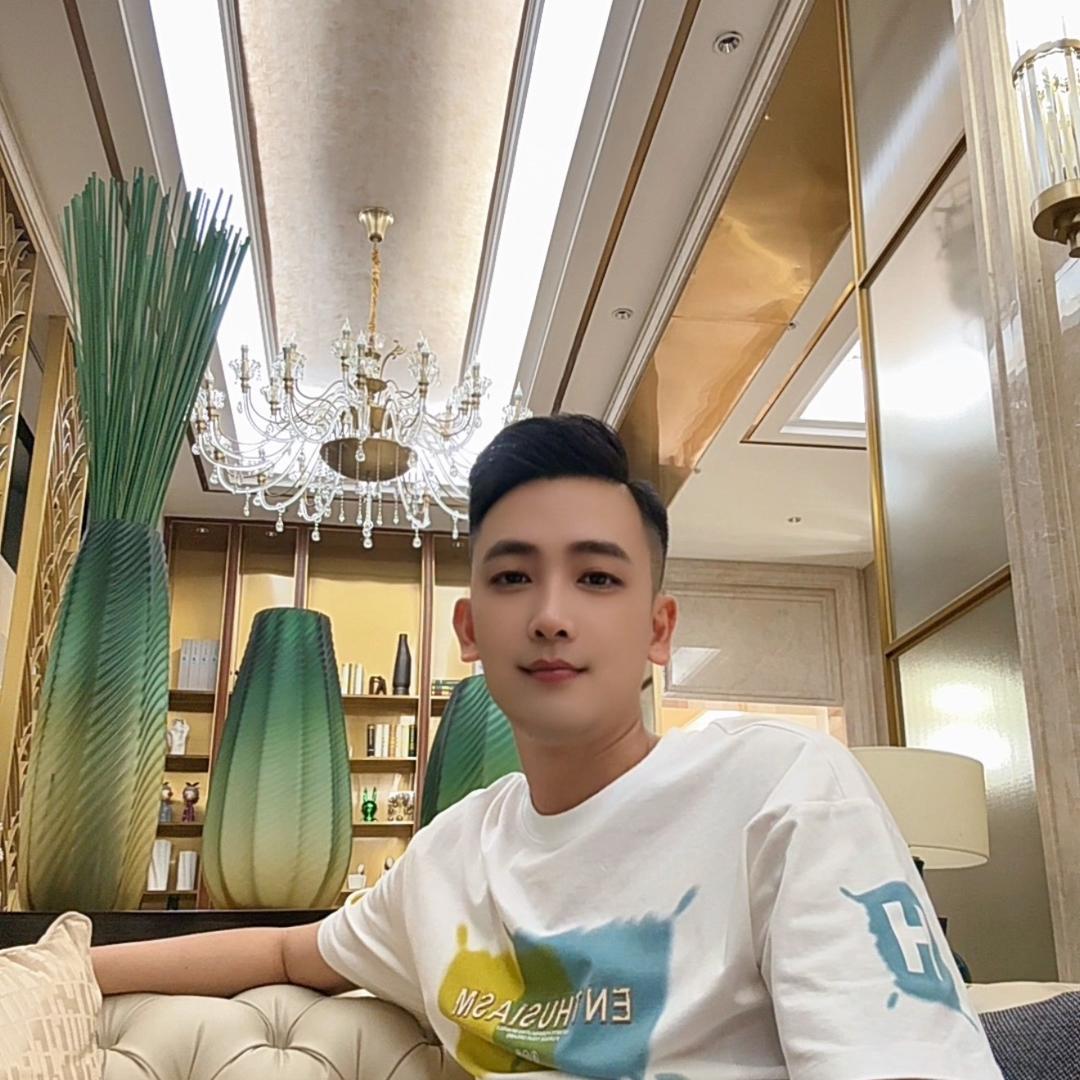🫧刘先生    178🕺🏻🫧