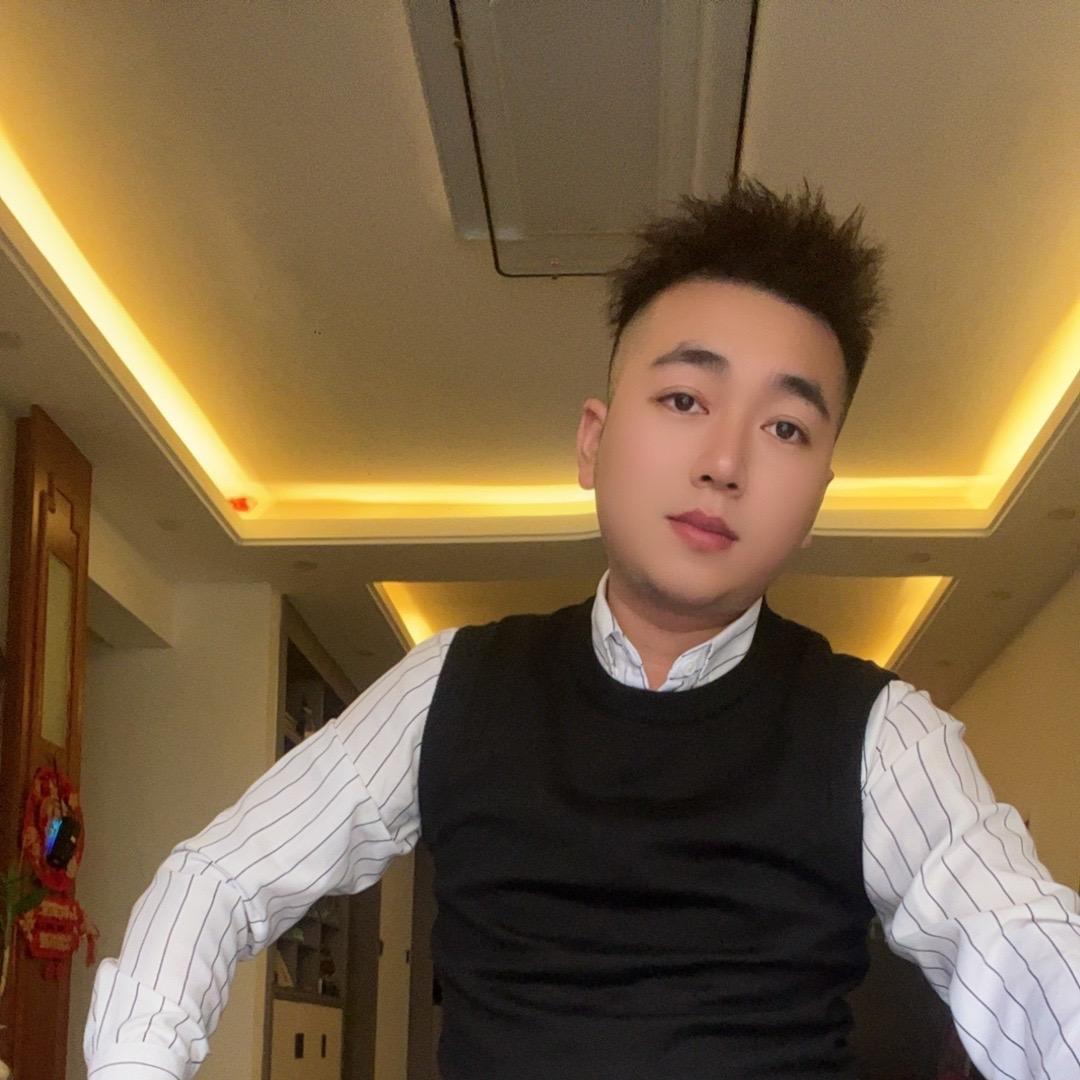小陆同学