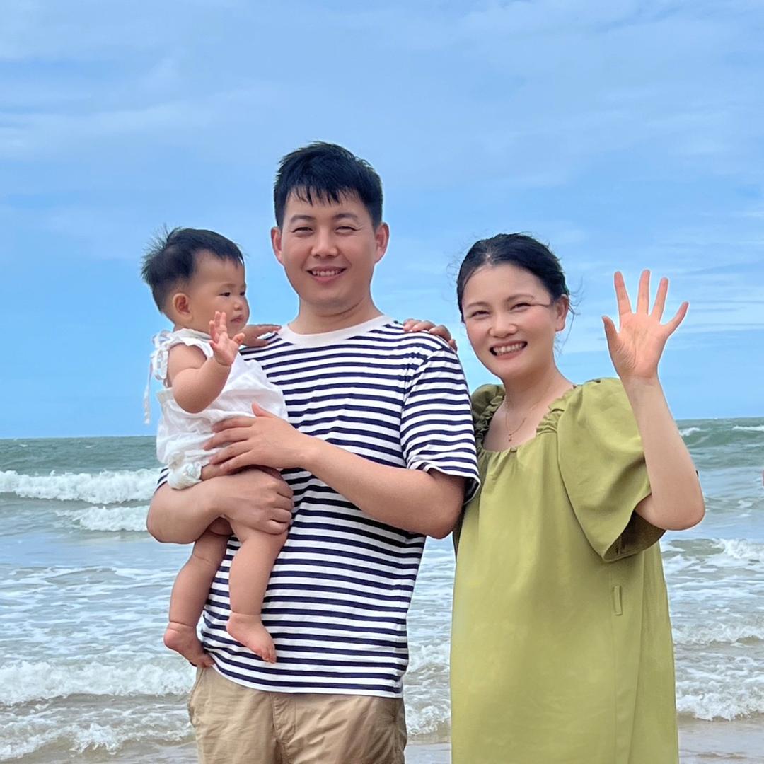 贾一珍
