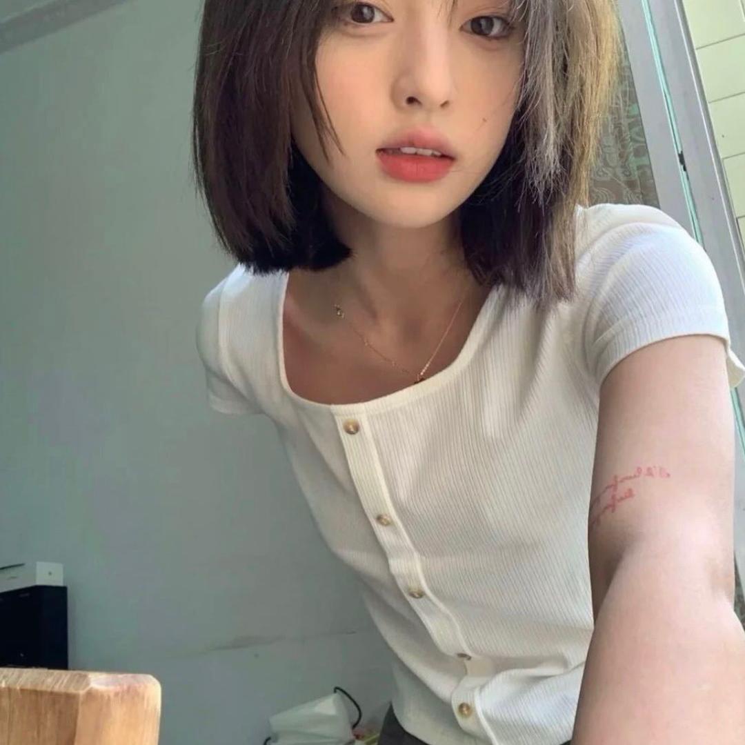 女       佛.