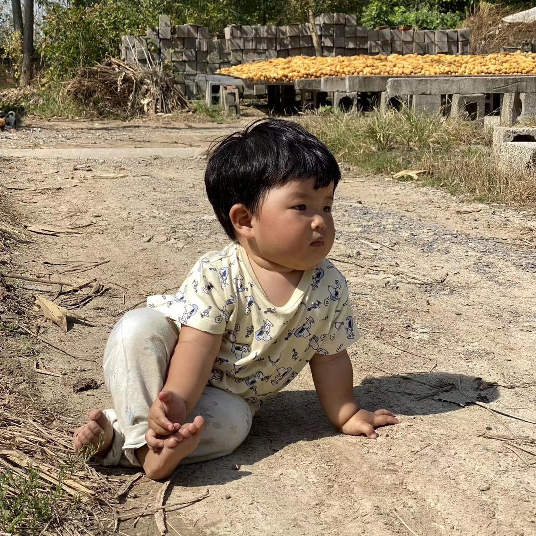 小八的妈妈（箍牙中）
