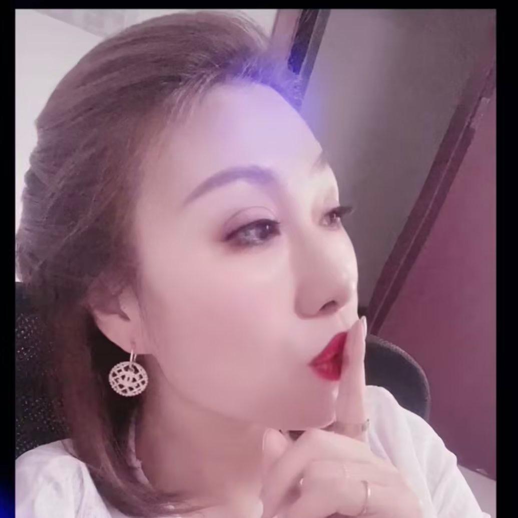 爱喝酒的楠希姐