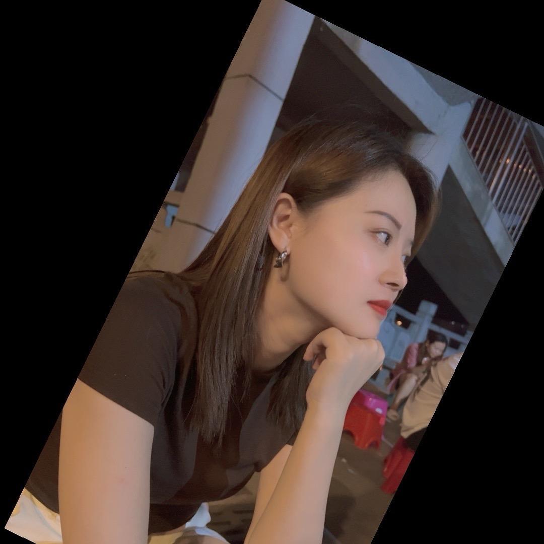 麦包包的易小小